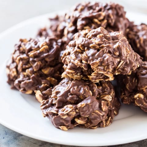 No-Bake Chocolate Oatmeal Cookies
